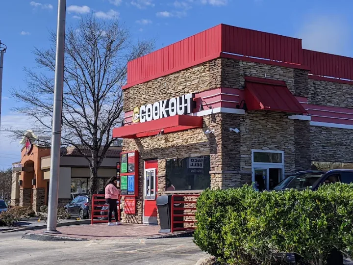Cookout at 2036 Savannah Hwy, Charleston, SC